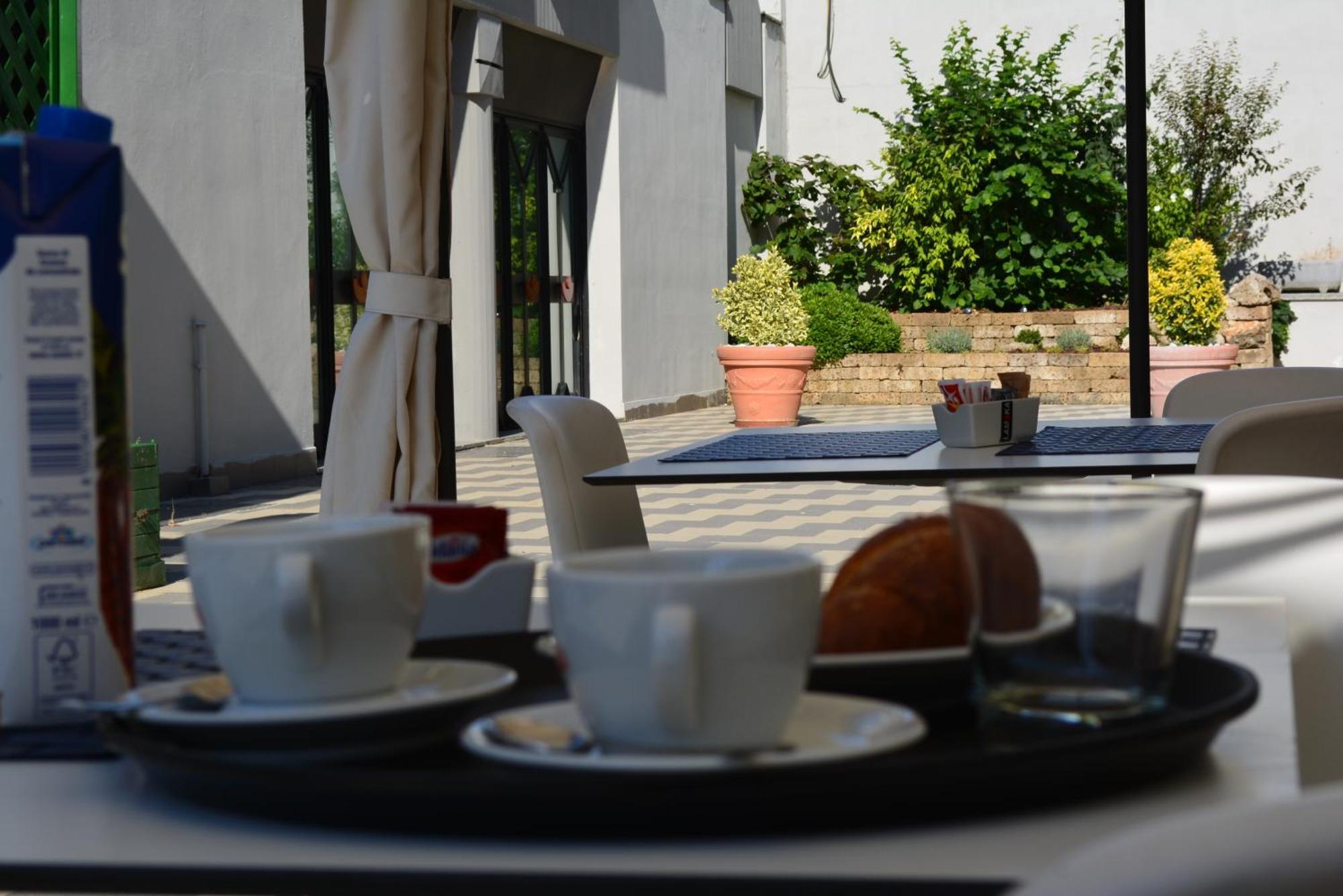Ilga Hotel Collecchio Esterno foto