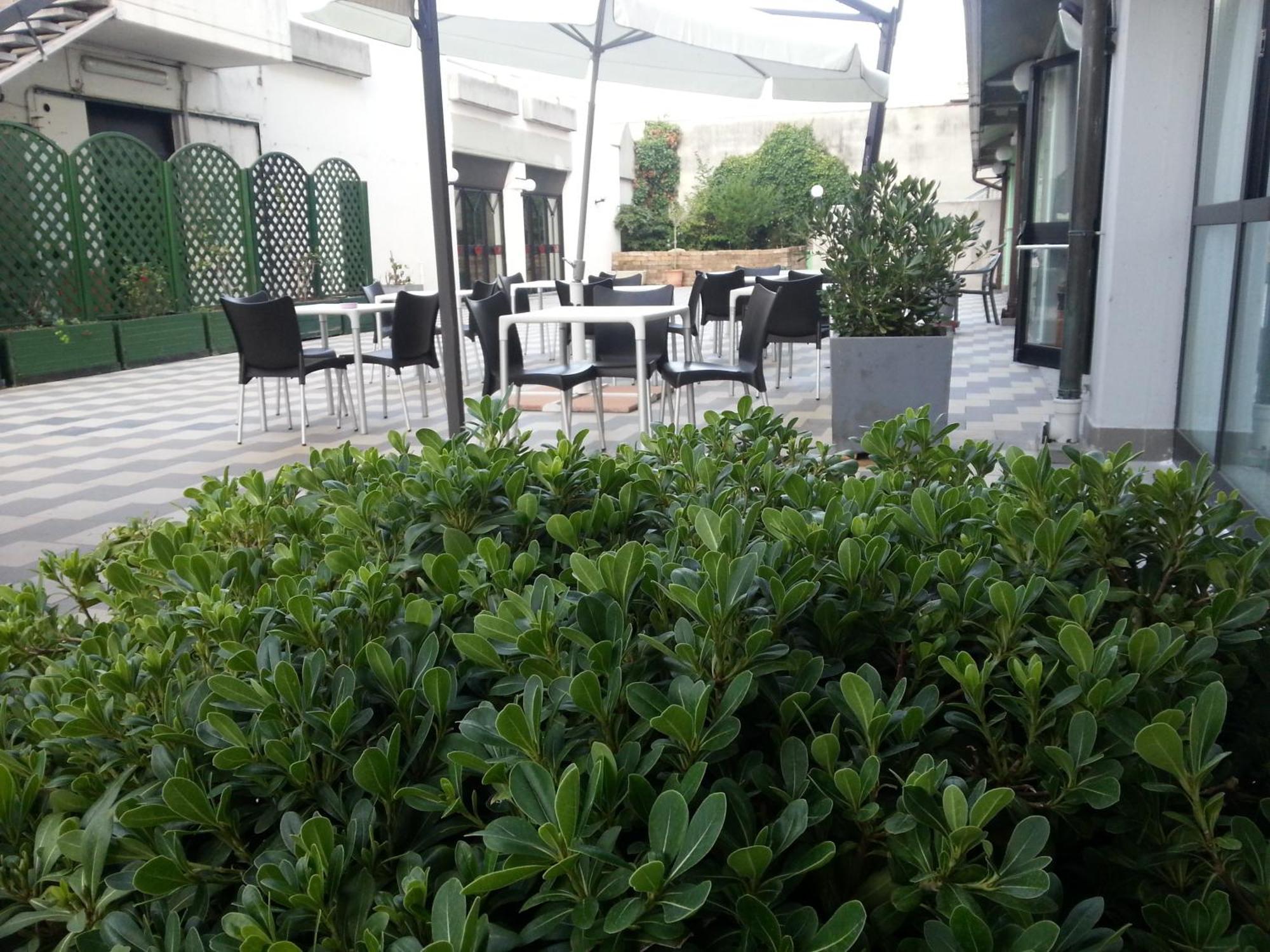 Ilga Hotel Collecchio Esterno foto