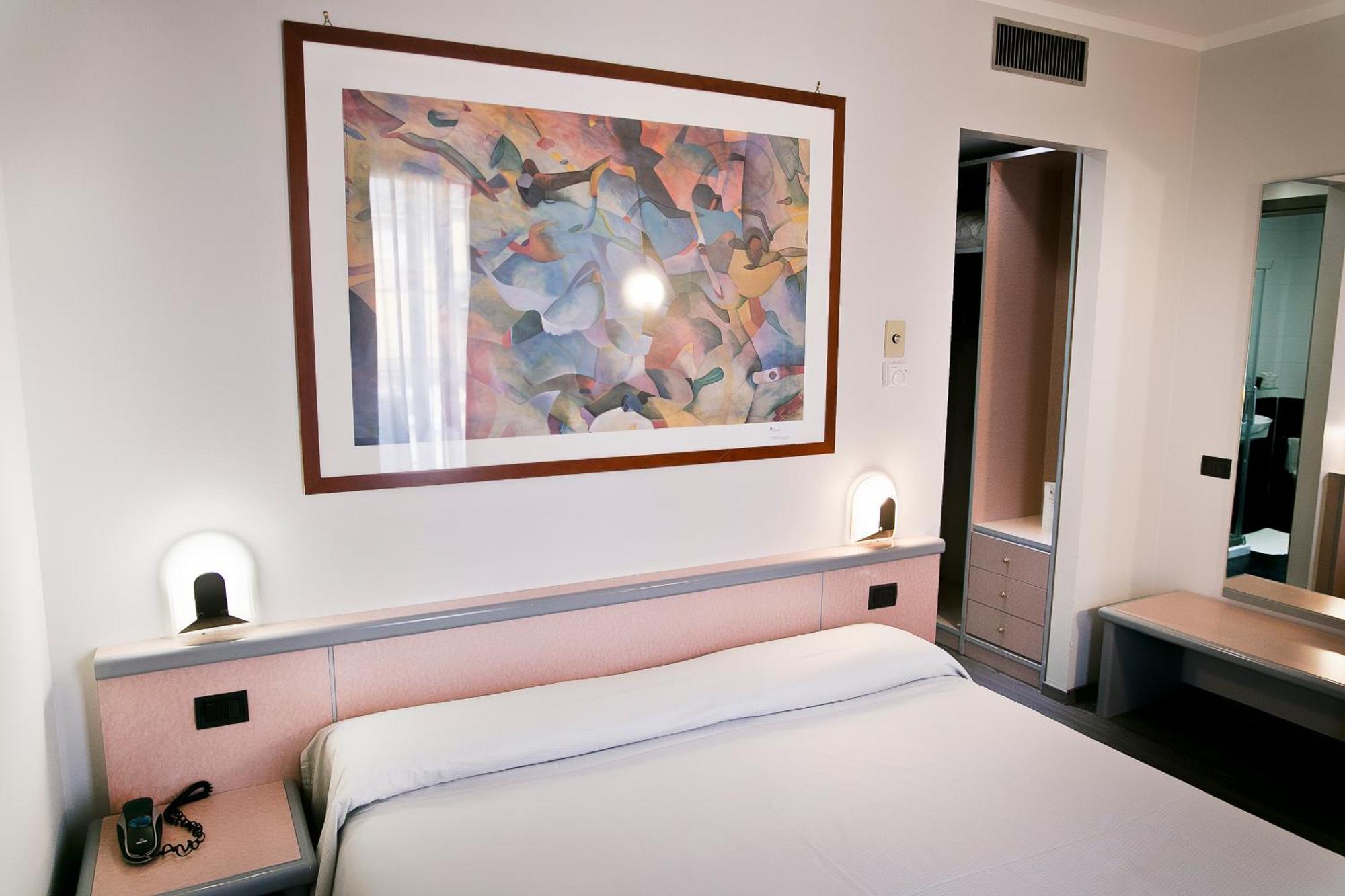 Ilga Hotel Collecchio Esterno foto